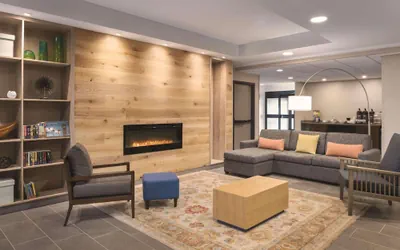 Photo 2 - Country Inn & Suites by Radisson, La Crosse, WI