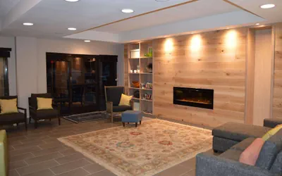Photo 4 - Country Inn & Suites by Radisson, La Crosse, WI