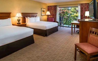 Photo 5 - DoubleTree by Hilton Seattle Airport