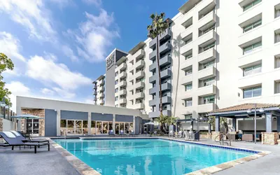 Photo 2 - Four Points by Sheraton Los Angeles Westside