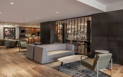 Photo 3 - Four Points by Sheraton Los Angeles Westside