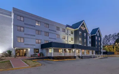 Photo 2 - Country Inn & Suites by Radisson, Atlanta Airport South, GA