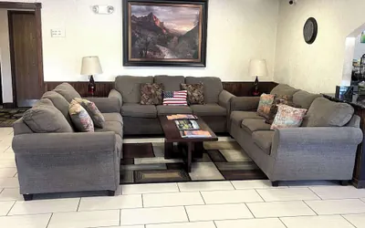 Photo 4 - Quality Inn Raton, NM