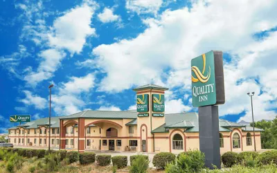 Photo 2 - Quality Inn Raton, NM