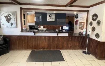 Photo 3 - Quality Inn Raton, NM