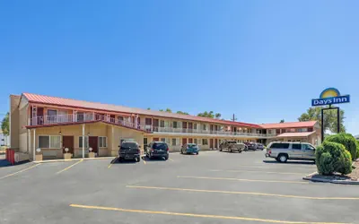 Photo 2 - Days Inn by Wyndham Elko