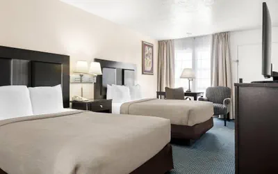 Photo 2 - Quality Inn Rock Springs - Green River