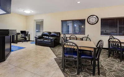 Photo 4 - Baymont by Wyndham Casper East