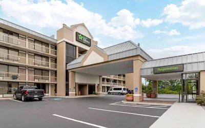 Photo 2 - Extended Stay America Suites - Bristol