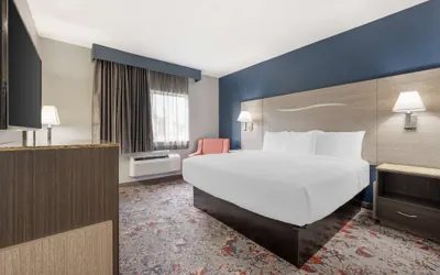Photo 2 - Best Western Kokomo Hotel