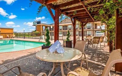 Photo 2 - Best Western El Reno