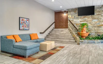 Photo 3 - Best Western Fairfax