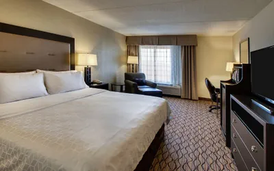 Photo 3 - Holiday Inn Express Baltimore-BWI Airport West by IHG