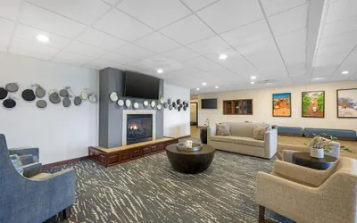 Photo 5 - Best Western Plus Dubuque Hotel & Conference Center