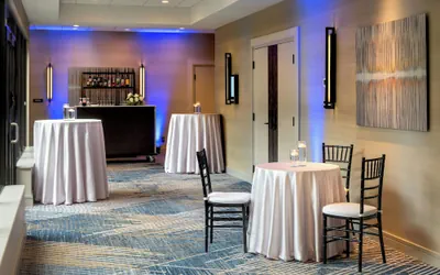 Photo 4 - Boston Marriott Peabody
