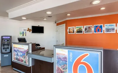 Photo 3 - Motel 6 Georgetown, TX