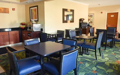 Photo 5 - AmericInn by Wyndham Topeka