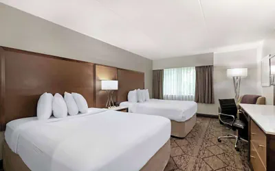 Photo 2 - Best Western Plus Longbranch Hotel & Convention Center