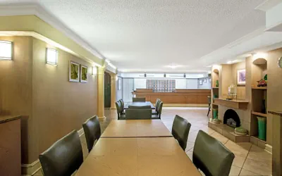 Photo 4 - La Quinta Inn by Wyndham Killeen - Fort Hood