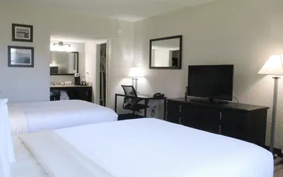 Photo 5 - La Quinta Inn by Wyndham Cocoa Beach-Port Canaveral