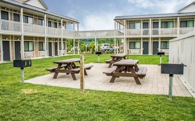 Photo 2 - Quality Inn Cambridge