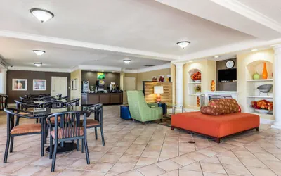 Photo 3 - Quality Inn Clemson near University