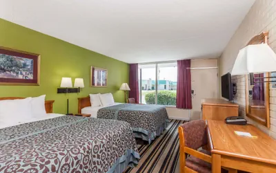 Photo 5 - Days Inn by Wyndham Jackson