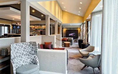 Photo 4 - Courtyard by Marriott Cincinnati Blue Ash