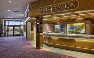 Photo 3 - Maverick Hotel and Casino by Red Lion Hotels