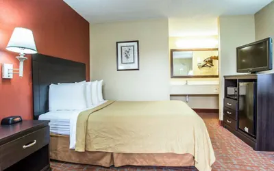 Photo 2 - Quality Inn & Suites Monroe
