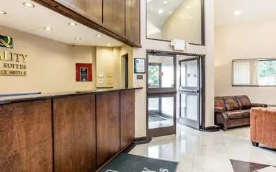 Photo 4 - Quality Inn & Suites Coliseum