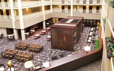Photo 4 - Embassy Suites by Hilton Philadelphia Airport