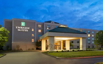 Photo 2 - Embassy Suites by Hilton Philadelphia Airport