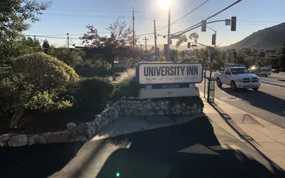 Photo 2 - University Inn