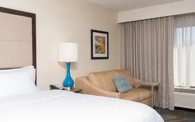 Photo 5 - Hampton Inn Bloomington