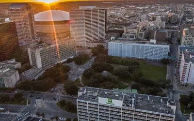 Holiday Inn New Orleans - Downtown Superdome by IHG