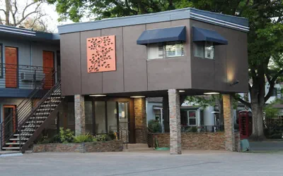 Photo 2 - The Vine Inn Davis