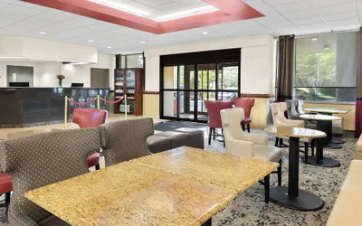 Photo 4 - Best Western Potomac Mills