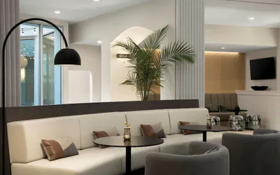 Photo 5 - AC Hotel by Marriott Portland Lake Oswego