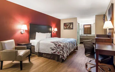 Photo 4 - Red Roof Inn Acworth - Emerson/ LakePoint South