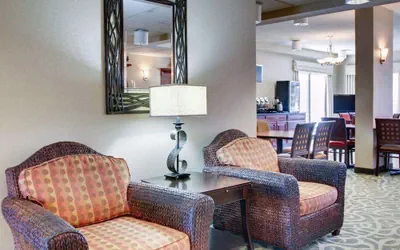 Photo 2 - Comfort Inn & Suites Moss Point Pascagoula