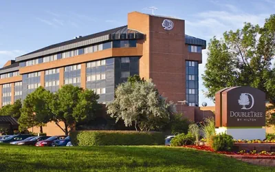 Photo 2 - DoubleTree by Hilton Denver - Westminster