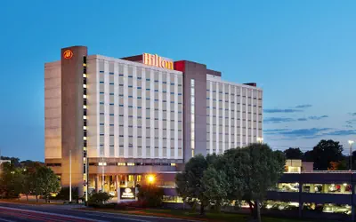 Photo 2 - Hilton Newark Airport