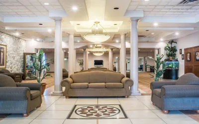 Photo 4 - Quality Inn & Suites Palm Island Indoor Waterpark