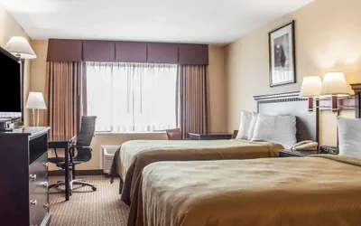 Photo 4 - Econo Lodge Elmira-Corning