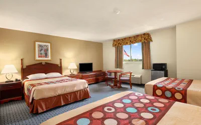 Photo 5 - Fairbridge Inn Express Buffalo Airport Williamsville