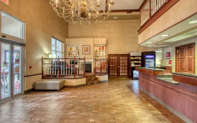 Photo 4 - Comfort Suites Madison West - Middleton