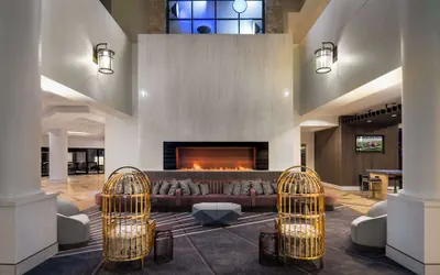 Photo 3 - Hilton Lexington/Downtown