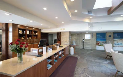 Photo 5 - Four Points by Sheraton Ventura Harbor Resort