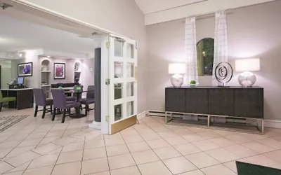 Photo 3 - La Quinta Inn by Wyndham Salt Lake City Midvale